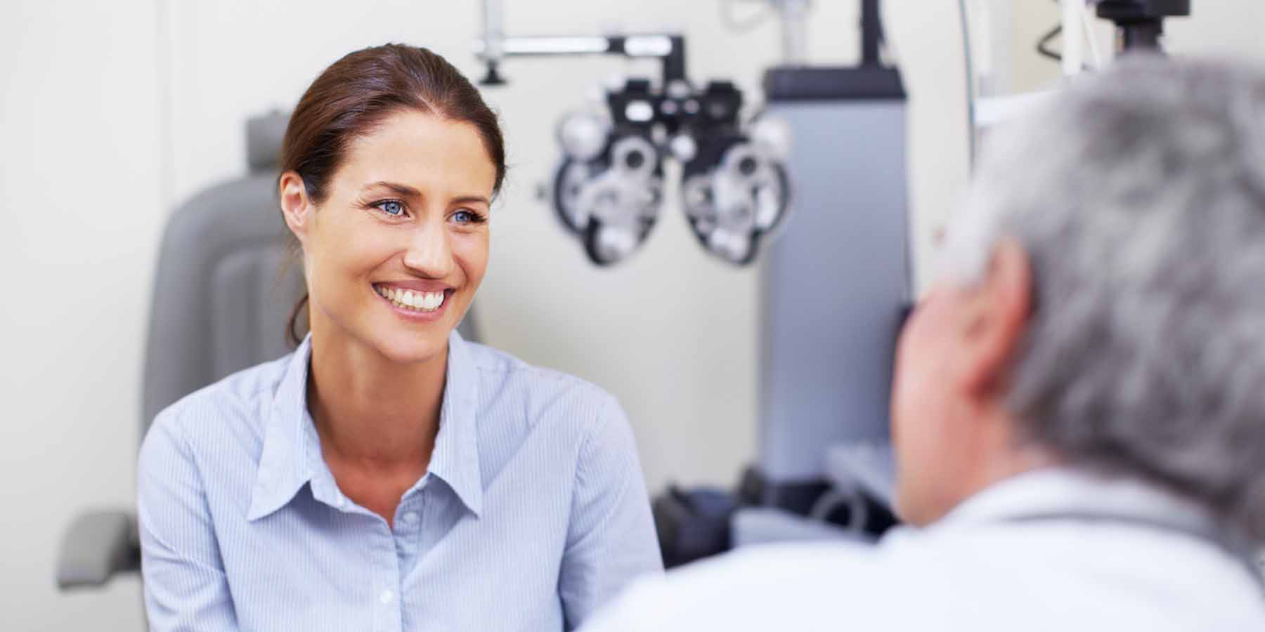 LASIK recovery timeline: first 24 hours, week 1, month 1